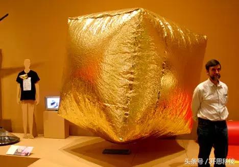 万千男人都想睡ta，去野外一定很爽。。。