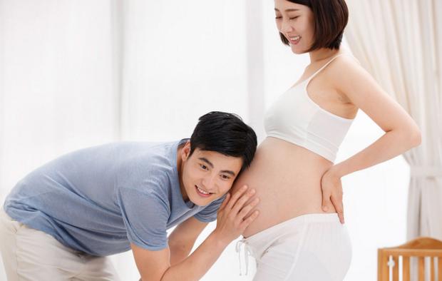 胎儿足月,却迟迟不破羊水,过来人快支招,在线等