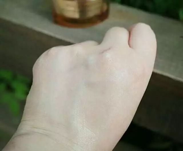 对抗皱纹神器,对抗皱纹有效的护肤品