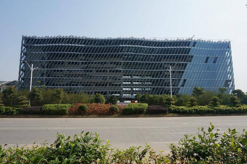 北海靠近繁华商圈的旅居盘,北海银湾海滨附近的旅居盘