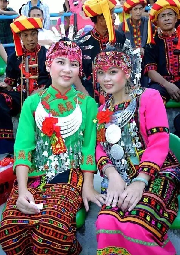 保亭七仙岭雨林仙境温泉度假别墅,海南保亭雨林仙境山湖墅