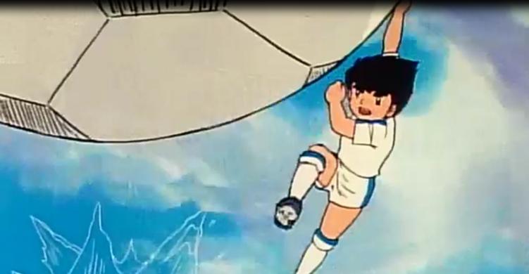 蝎子摆尾凌空抽射倒挂金钩,倒挂金钩凌空抽射大空翼