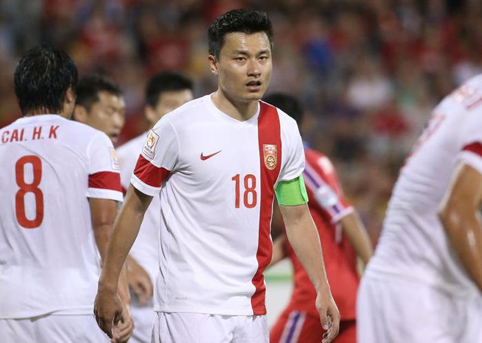 国足0比6惨败的原因,国足1比5郜林