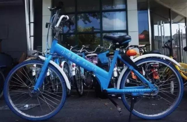 不就看个CBA！干嘛往我身上扔鸡蛋？？？|10件事