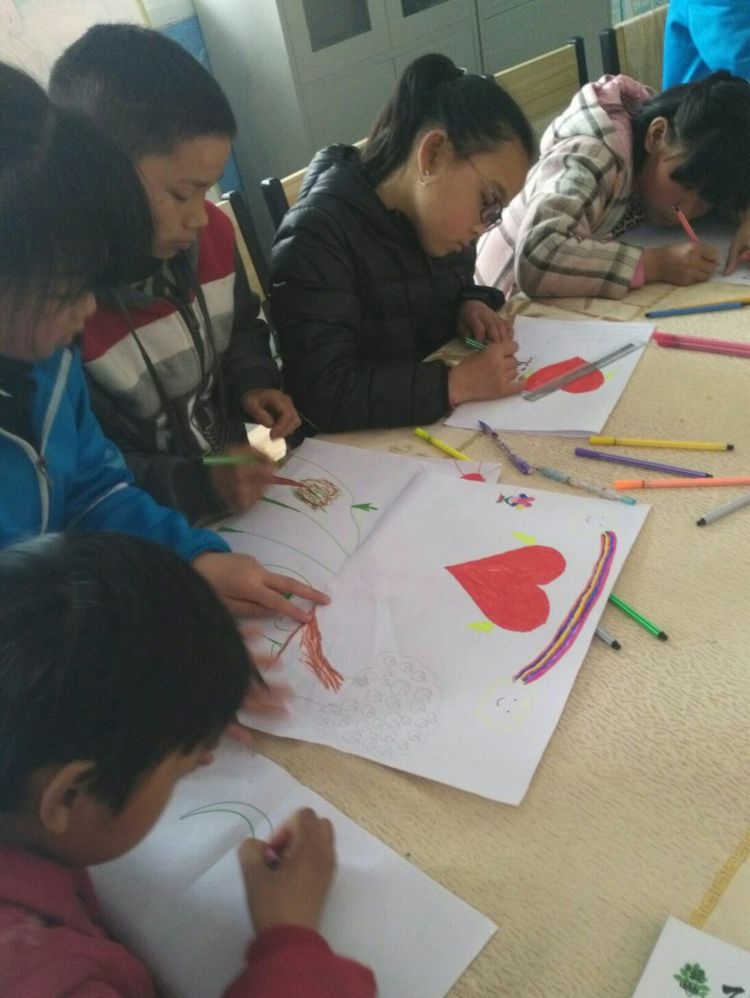 春意无限盎然潜能悄然勃发一一一淅川县寺湾镇三小阳光向上心理社团活动掠影