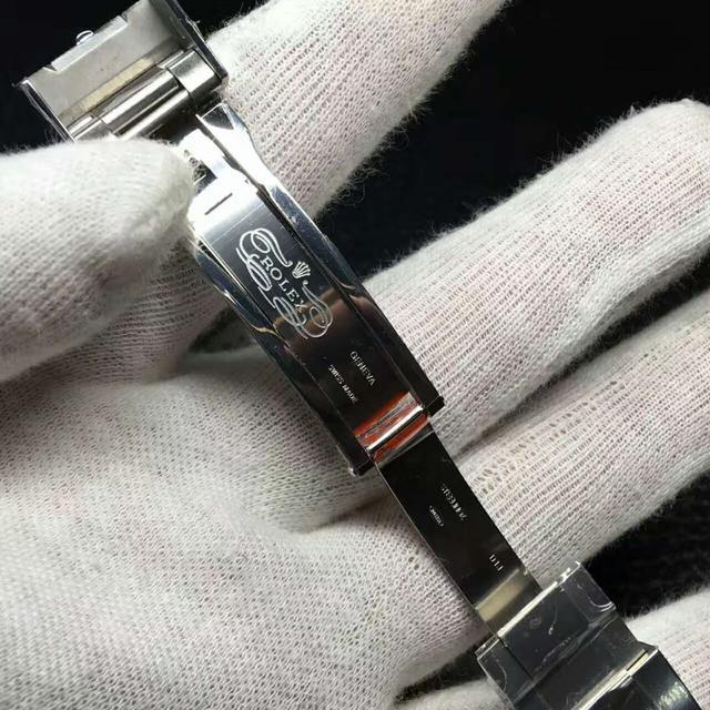 劳力士v7水鬼,渐变蓝鬼王v7对比正品