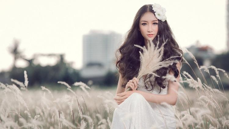 为什么有的女人长得丑还不好看,女人长得丑还感觉很美