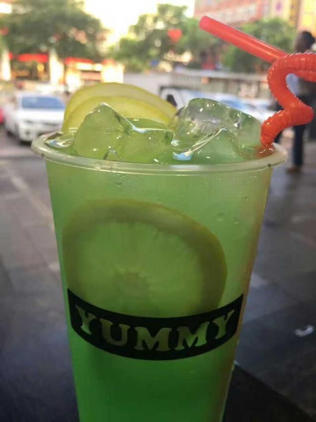 奶茶技术培训哪里学,学奶茶技术培训热门项目