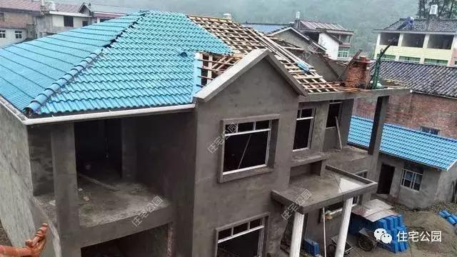 农村自建房平屋顶和坡屋顶结合,农村别墅坡屋顶哪种最实惠