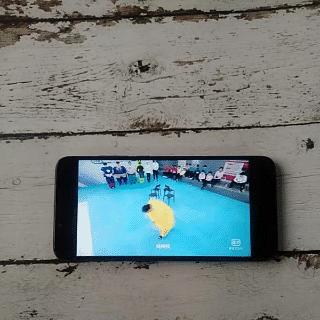 努比亚30w双口氮化镓快充测评,努比亚全面屏手机测评