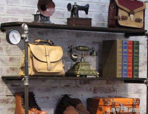 新手小白想开品牌服装店怎么加盟,开店加盟服装店怎么样