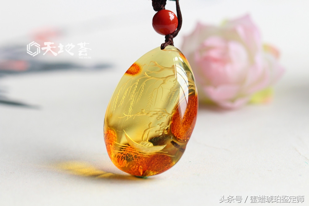 哪种蜜蜡价格高,天然蜜蜡的价格是多少