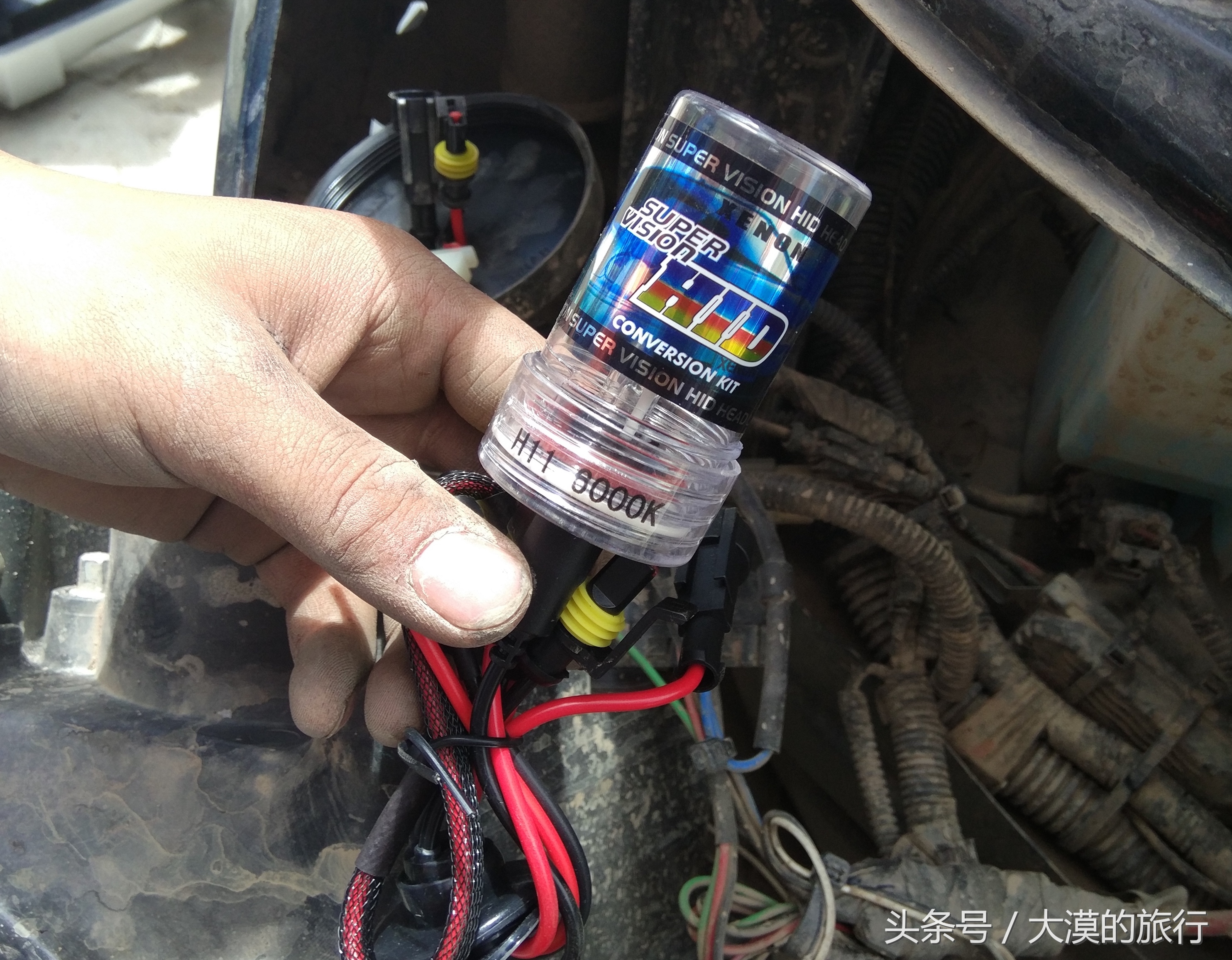 丰田坦途黄光灯,丰田坦途欧司朗激光大灯