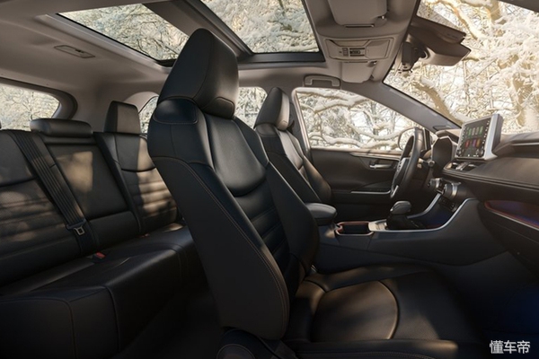 丰田小公主4驱19款多少钱,丰田小公主2019款配置