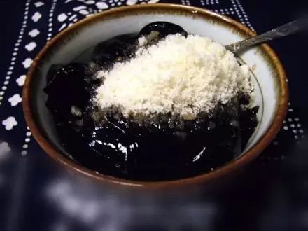 汕尾人吃薄饼有什么特殊意义吗,汕尾粿用什么做的