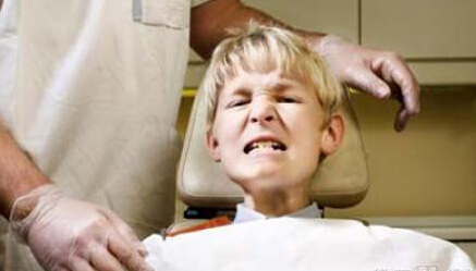 13岁孩子睡觉磨牙吃什么药,13岁女孩晚上睡觉磨牙