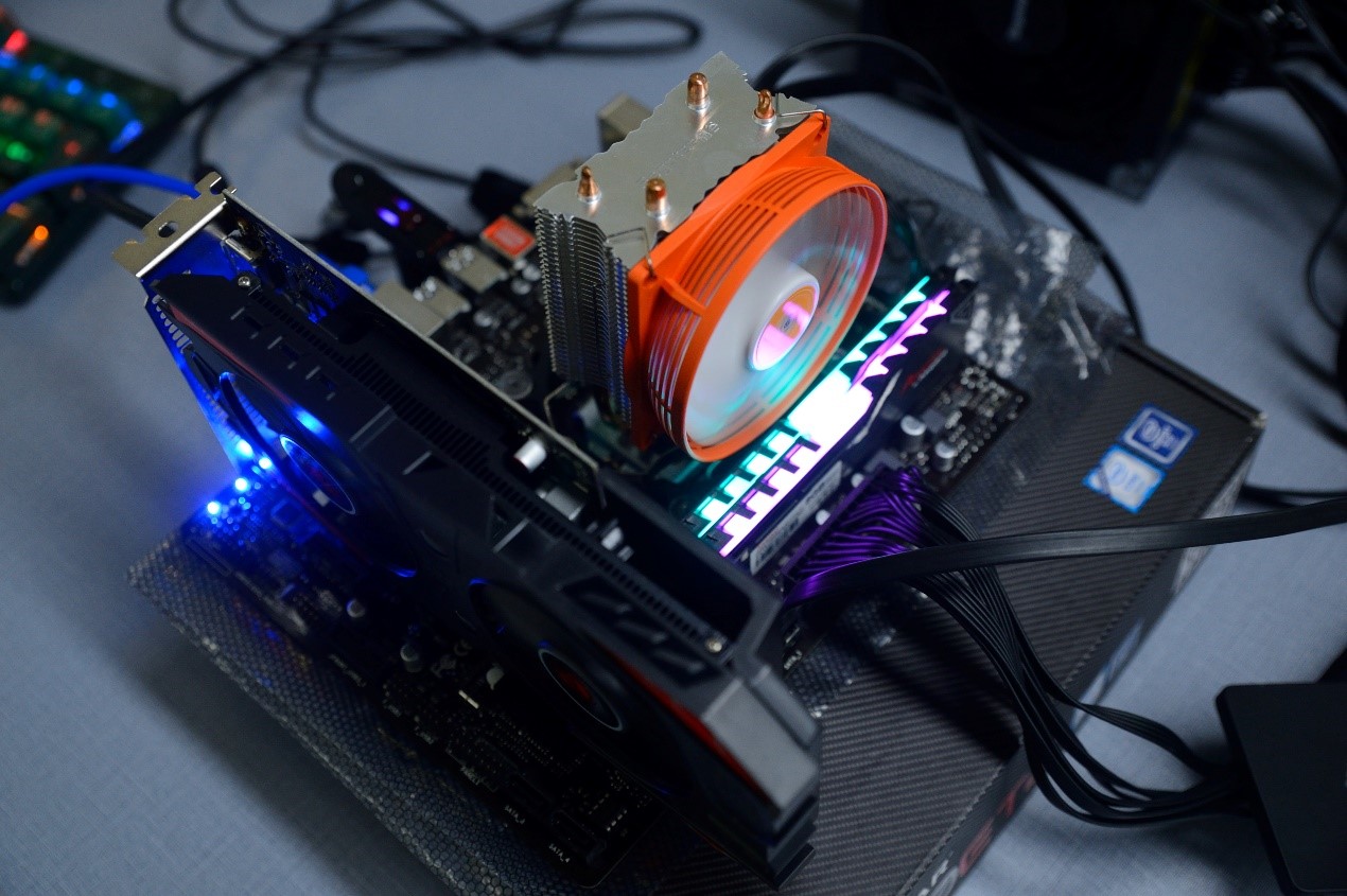 b250能直接点亮i38100吗,b250魔改后支持的cpu