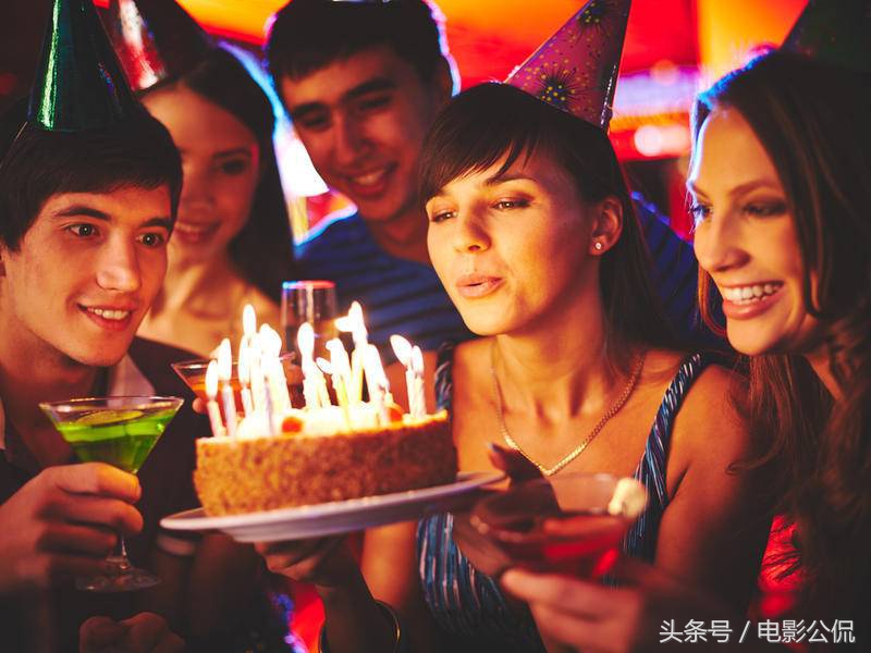 《祝你生日快乐》原唱是谁?华纳唱片:无价之宝,1万美金唱一次