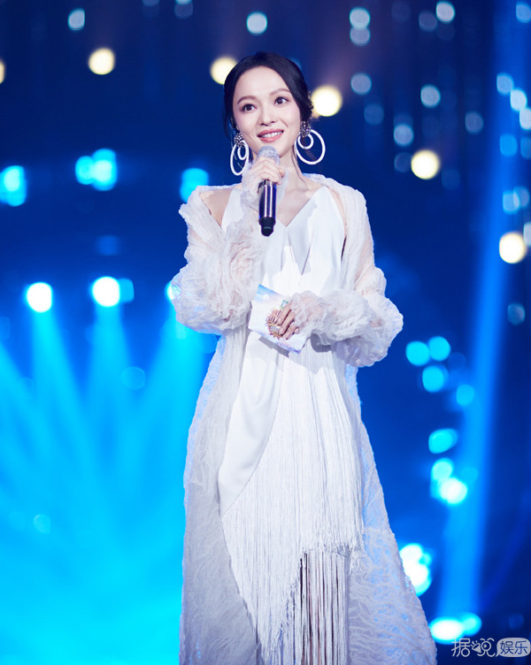 洪真英粉底视频,陈数用的粉底