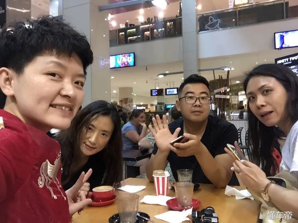 房车自驾游各国的真实生活,自驾环游世界的房车有多漂亮