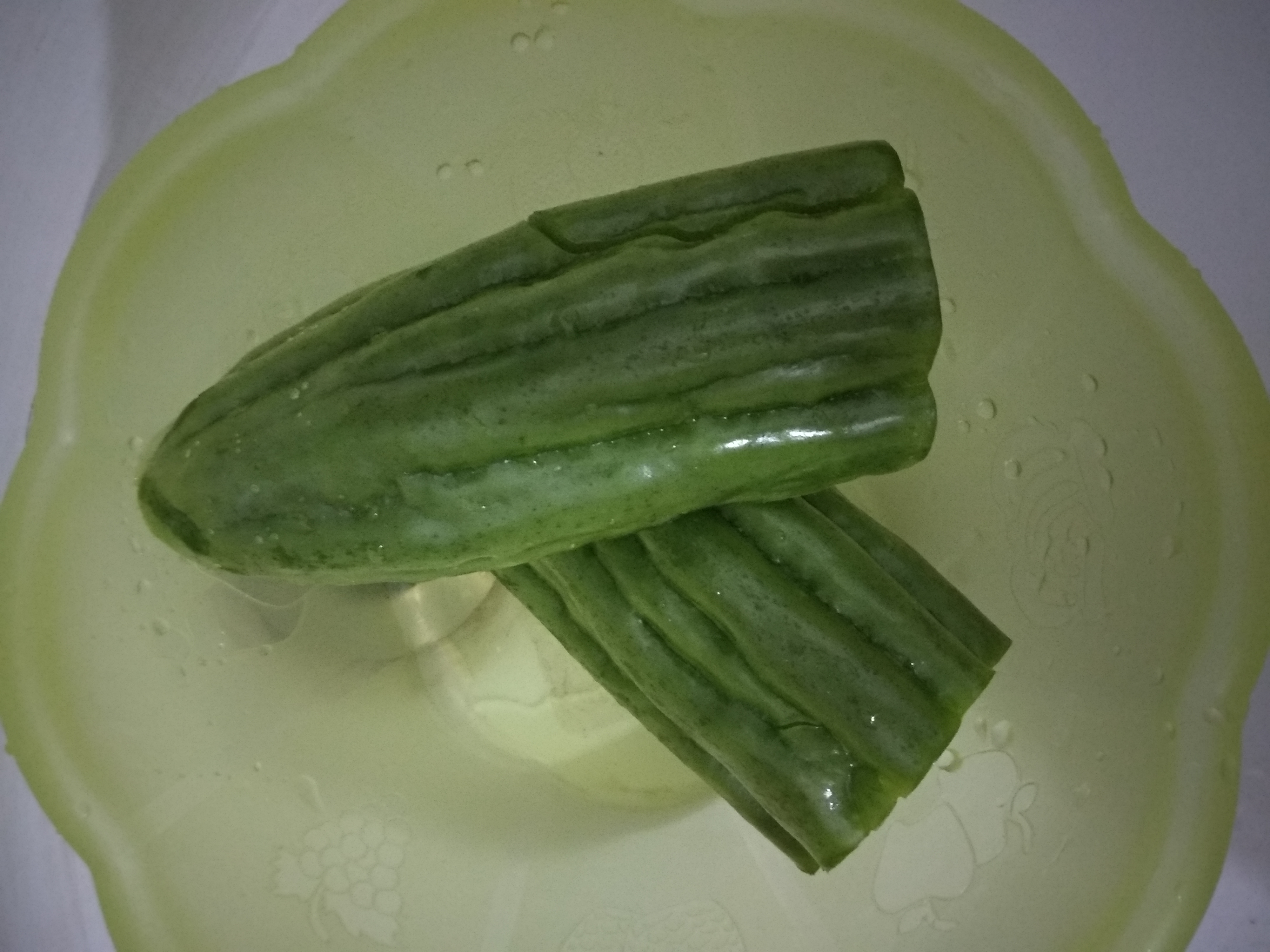 宝宝长热痱子的最佳治疗方法,宝宝长热痱子怎么快速下去