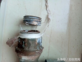 水龙头水管维修取出断丝,水龙头断丝取出钩钉妙招