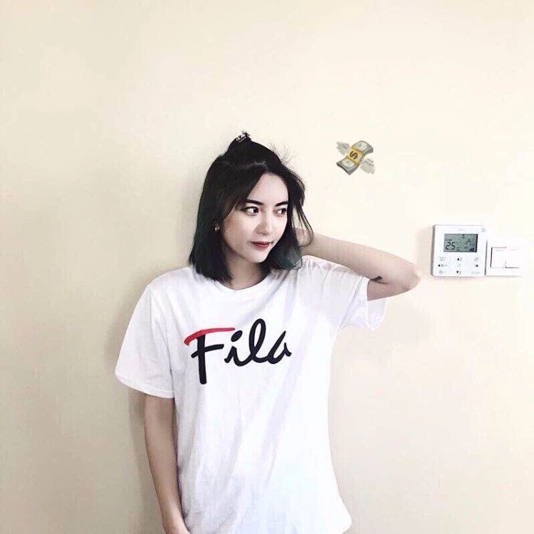 今年流行的ins风短袖t恤,日系潮牌超火ins宽松短袖t恤