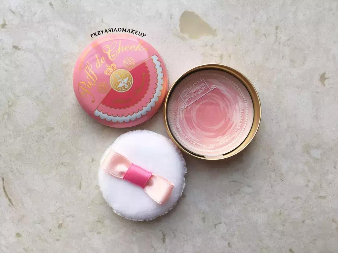 资生堂恋爱魔镜马卡龙腮红,马卡龙腮红低饱和