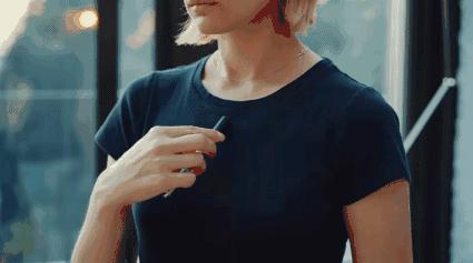 这支能射出激光的笔，可测量所有物体的尺寸！