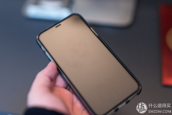 iphone手机一般推荐什么钢化膜,iphone手机原装膜好还是钢化膜好