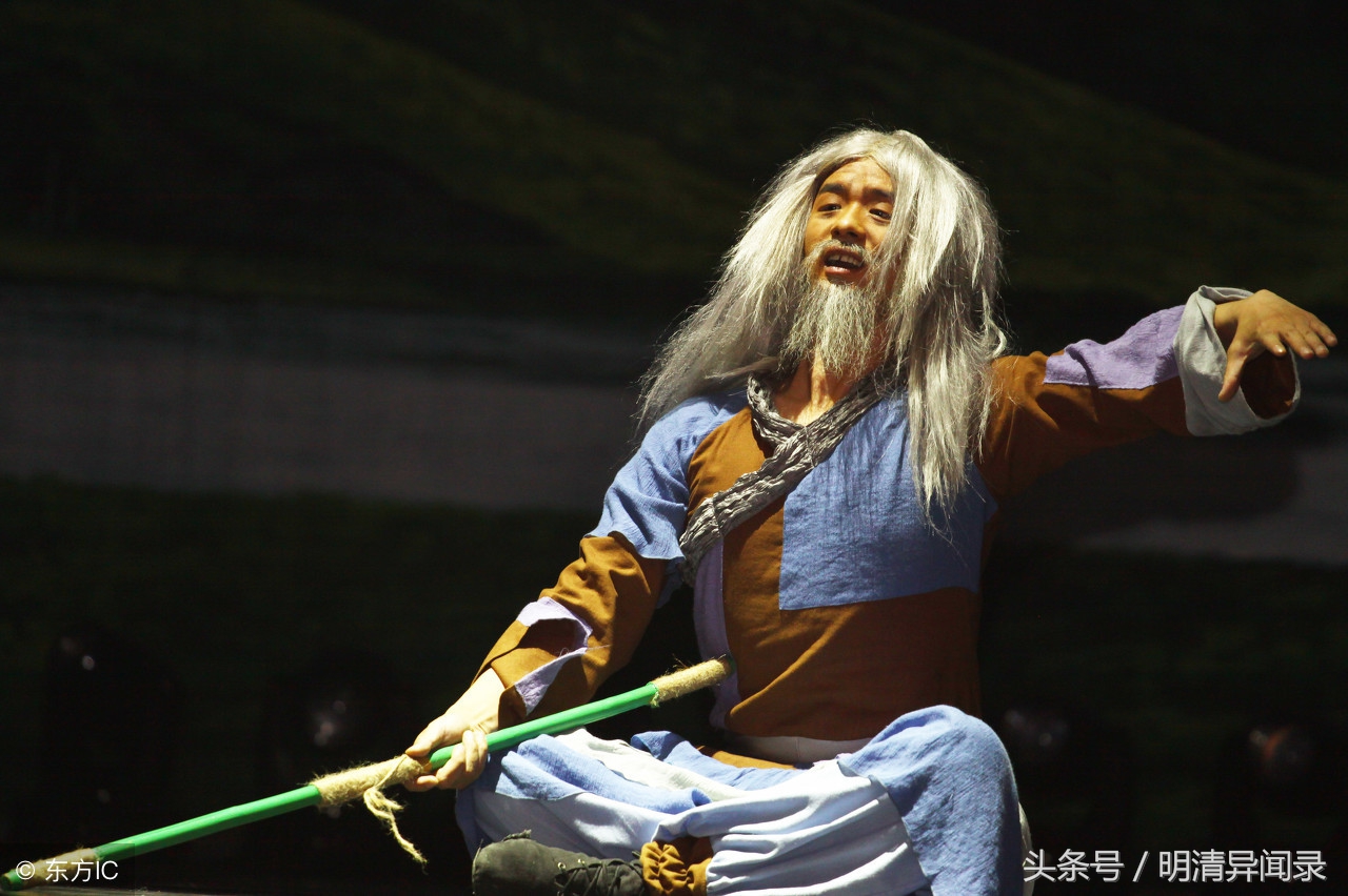 金庸武侠经典倚天剑屠龙刀,倚天剑屠龙刀小说来历