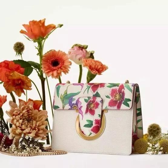 繁花似锦夏威夷风,菲拉格慕2018新款