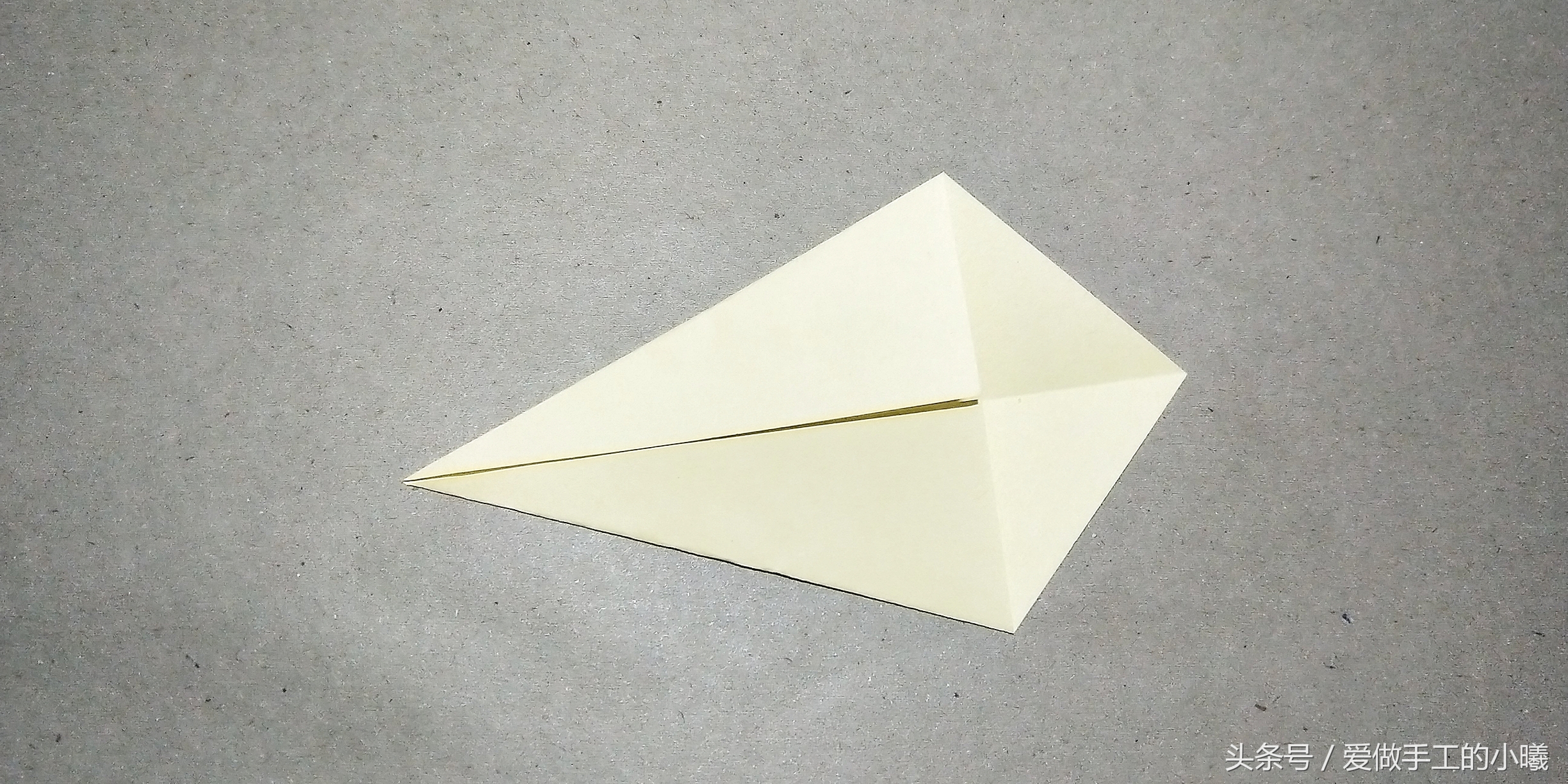 回旋飞镖折纸简单版,折纸风火轮飞镖方法