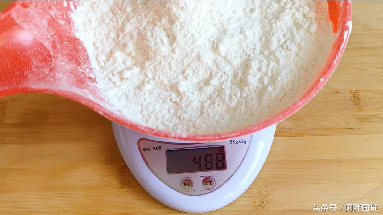 怎样蒸的馒头松软表皮光滑不发黄,做馒头和面的方法和技巧