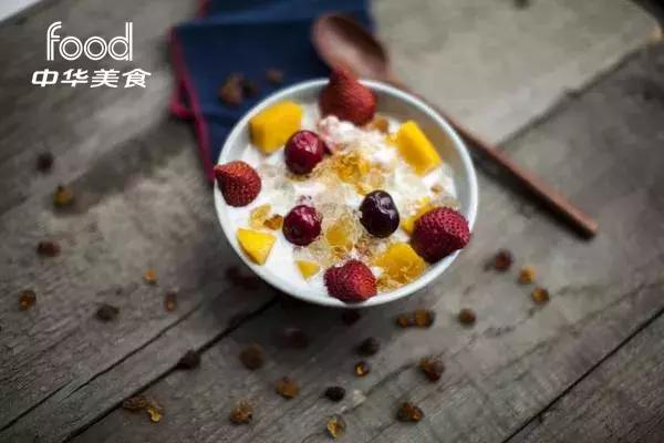 燕窝桃胶的正确炖法和吃法视频,平民燕窝桃胶花样吃法