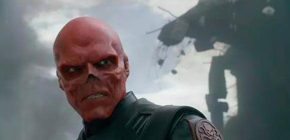 V字仇杀队全程不露脸征服观众,雨果维文是真正好莱坞大师级演员