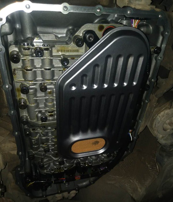 大众帕萨特领驭2.8更换变速箱油,大众新领驭手动挡换变速箱油