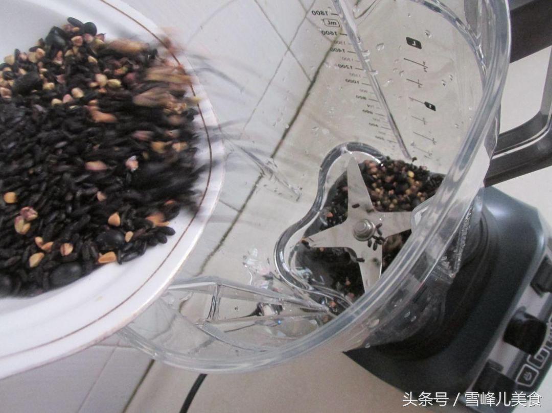 孩子早餐一碗米饭,孩子早餐一杯牛奶一个鸡蛋够吗