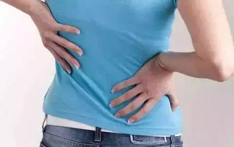 女人腰酸背痛是什么情况,女性腰酸背痛警惕四种病