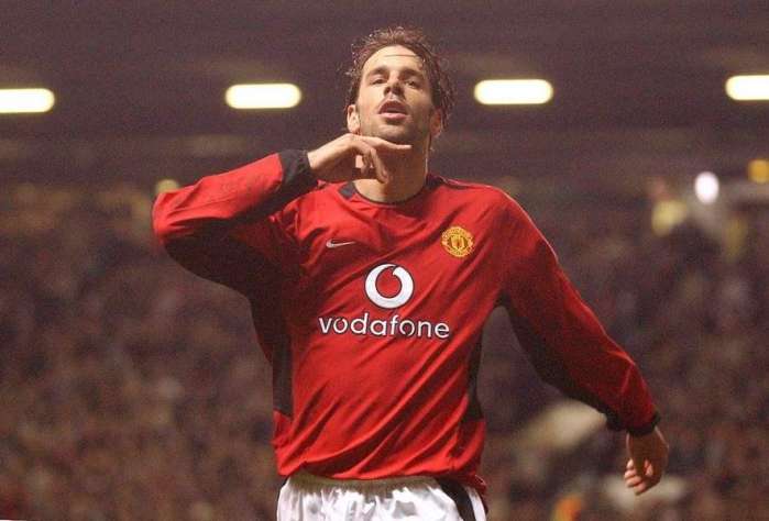 欧冠c罗和梅西数据对比,欧冠2020射手榜梅西和c罗进球