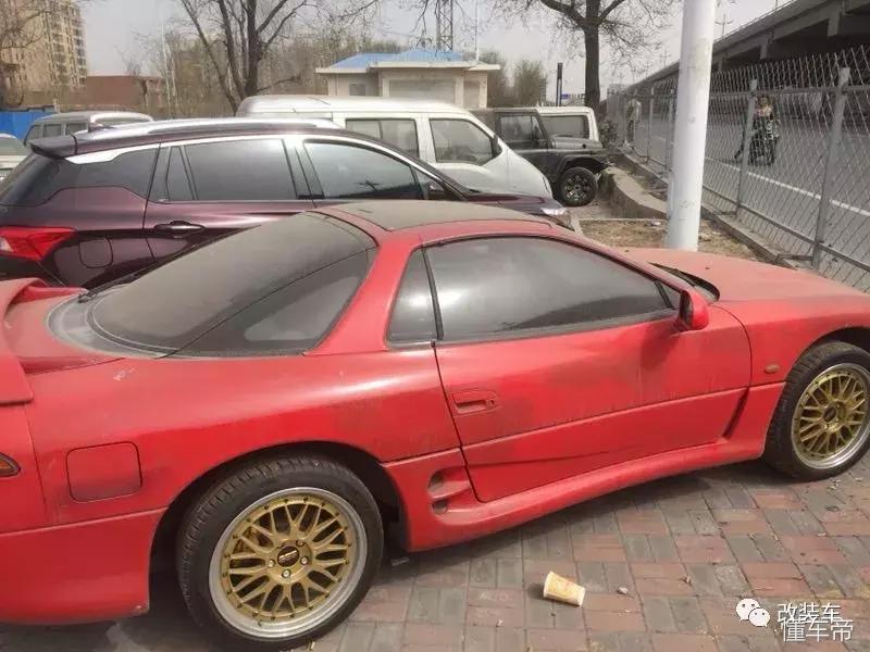 当年价值百万的凌志LS400被黄标报废，场面真是太残忍了！