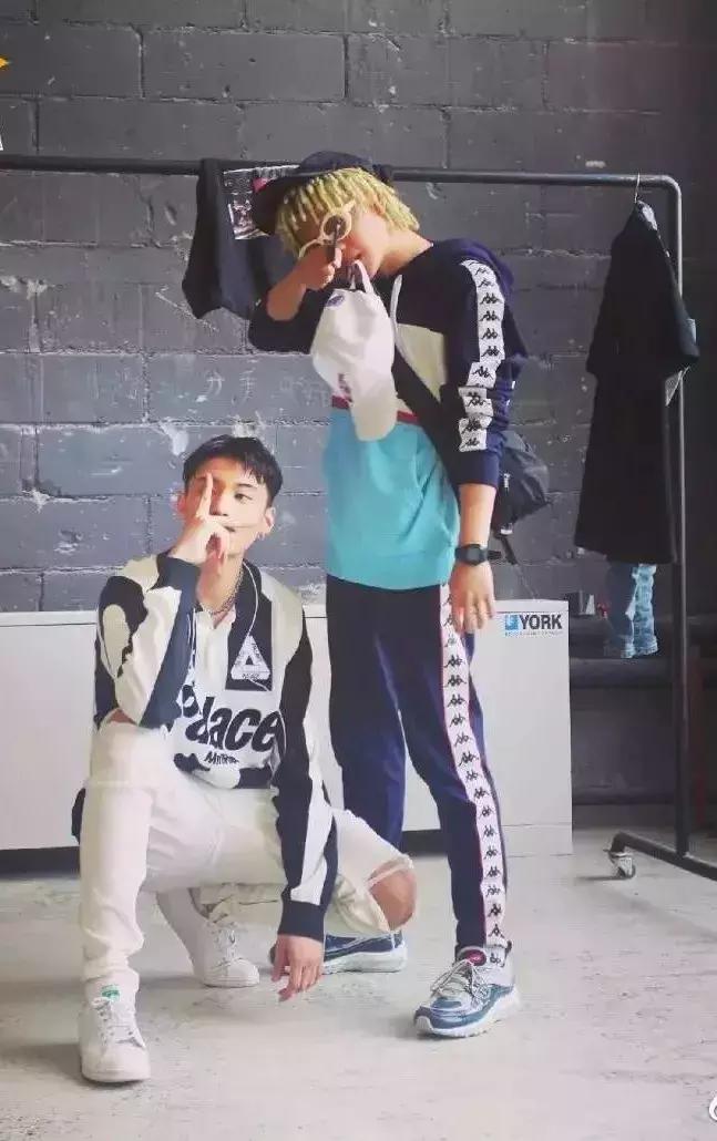 权志龙最爱哪些潮牌,权志龙最喜欢的香奈儿包包