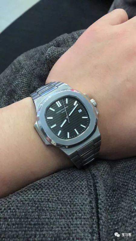 你以为开宝马的就只会戴劳力士吗？NONONO...