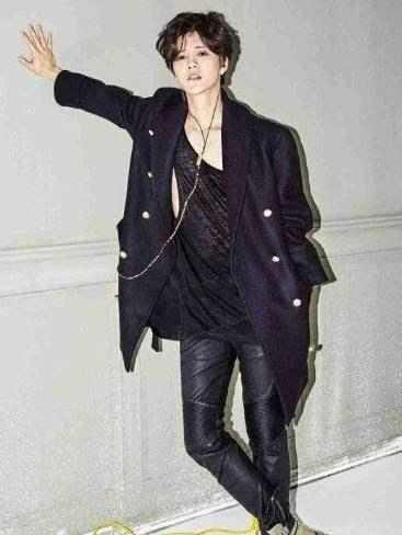 杨洋鹿晗王俊凯,杨洋的腿型是什么样的