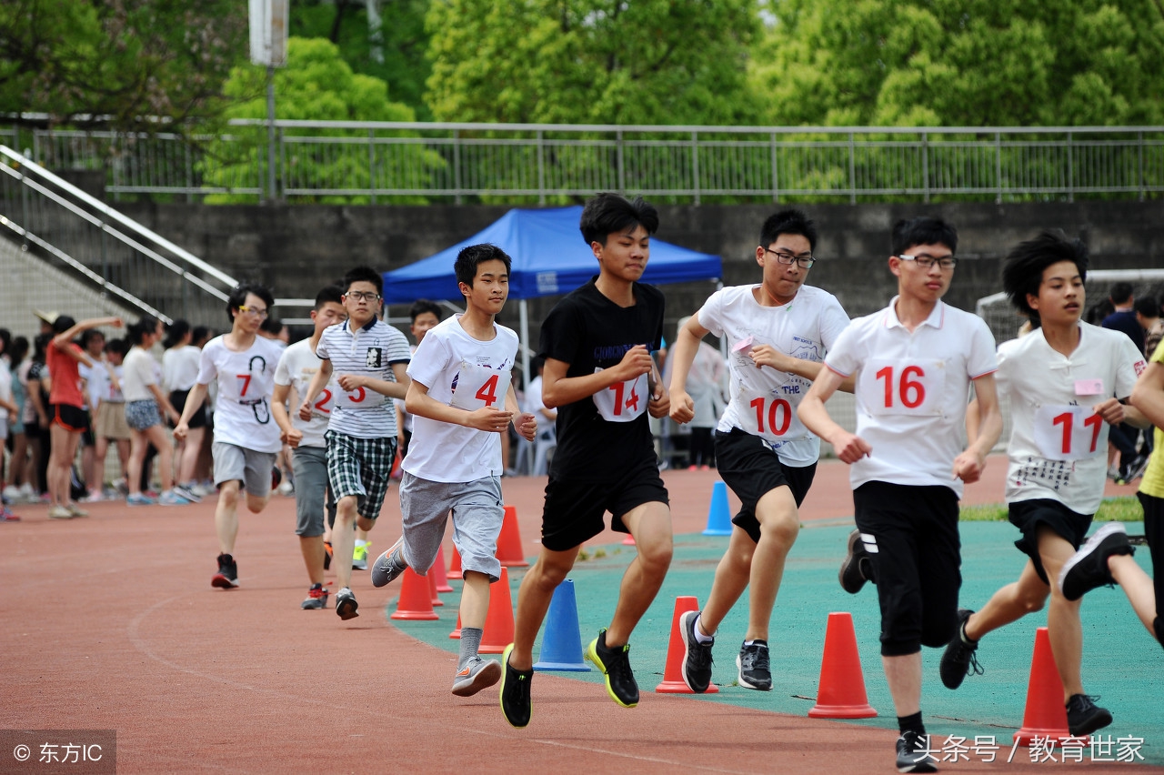 2022年中考体育满分标准引体向上,体育考试选哪几项最容易得满分