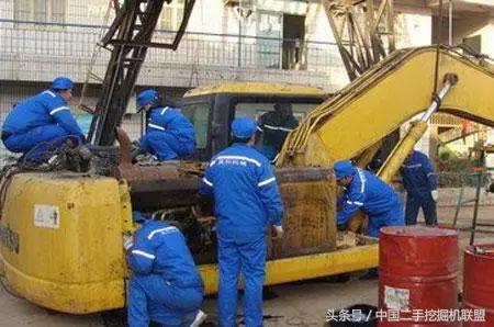 35岁改行修挖机有前途吗,从事挖机维修到底有没有前途