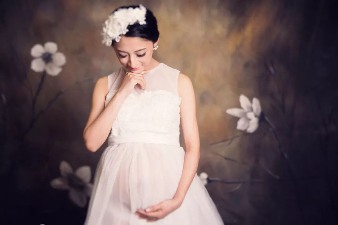 怎么样可以顺利的度过孕早期,准妈妈怎样优雅的度过孕中期