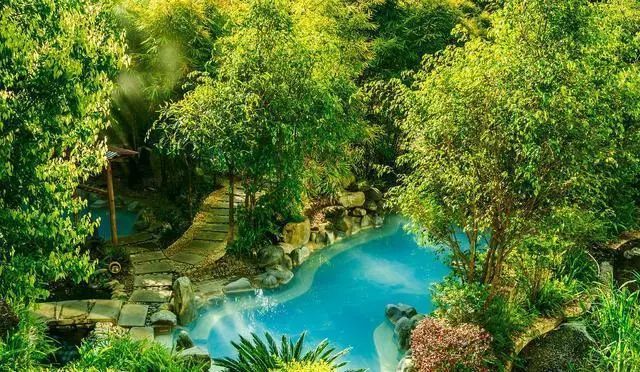 腾冲热海流连忘返,走进腾冲热海