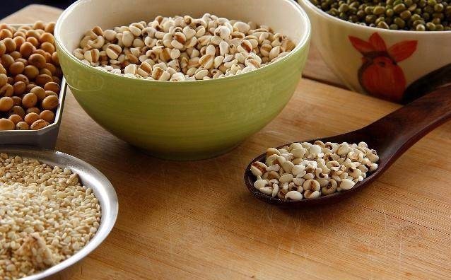 无论男女,早晨起来看看“它”,颜色越白,湿寒越重!