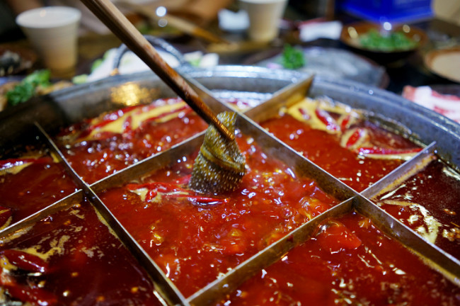 霸王牛肉火锅加盟连锁店要多少钱,中国火锅十大名牌加盟